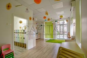 комерційна за адресою Метрологічна вул., 56