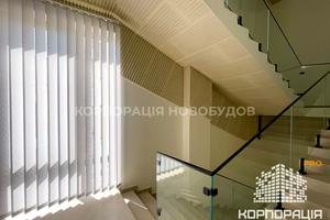 комерційна за адресою Загорська вул., 51