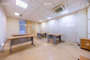 комерційна за адресою Трінклера вул., 9