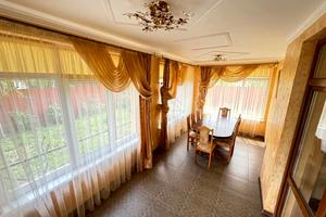 будинок за адресою с. Драгомирчани, Івасюка, 28