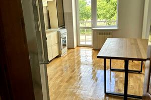 квартира за адресою Тролейбусна вул., 26