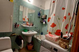квартира за адресою Тролейбусна вул., 8
