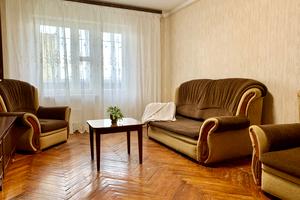 квартира за адресою Леоніда Бикова бульв., 5