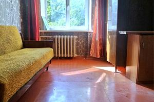 квартира за адресою Героїв Крут вул. (12 Квітня), 3