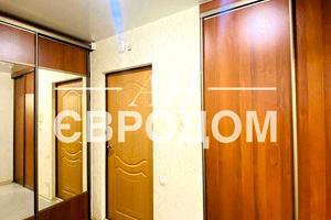 квартира за адресою Миколи Кравченка вул. (Фонвізіна), 17