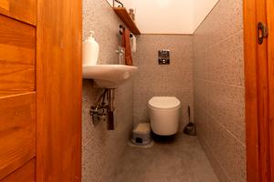 будинок за адресою Українська, 32