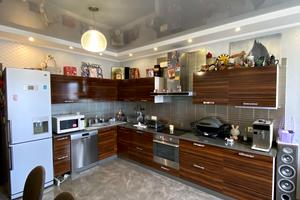 квартира за адресою Академіка Сахарова вул., 36