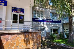 комерційна за адресою Тичини вул., 8а