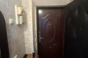 квартира за адресою 10 Квітня вул., 8