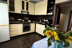 квартира за адресою Романа Атаманюка вул., 21/1