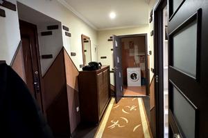 квартира за адресою Кам'янецька вул., 105