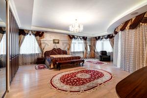 будинок за адресою с. Хлепча, центральна