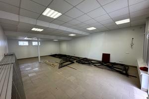 комерційна за адресою Віталія Вергая вул. (Маршала Батицького), 11