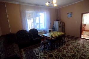 будинок за адресою Головна