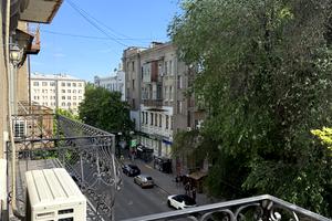 квартира за адресою Ярослава Мудрого вул. (Петровського), 37