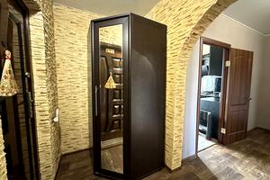 квартира за адресою Кривий Ріг, Короля Данила вул. (Сержанта Рзянкіна), 7