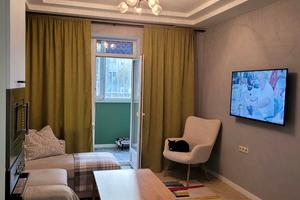 квартира за адресою Зоопаркова вул., 10