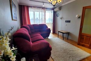 квартира по адресу Метростроителей ул., 27