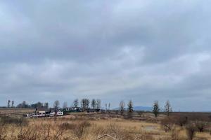 участок по адресу Шкільна