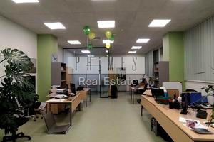 коммерческая по адресу Братів Чучупаків ул. (Смольная), 9б