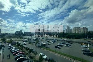 комерційна за адресою Миколи Бажана просп., 10А