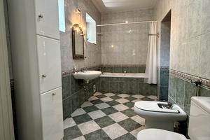 будинок за адресою Польова вул.