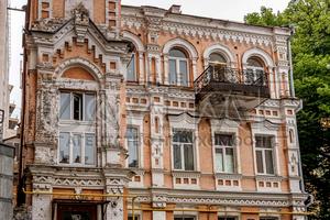 коммерческая по адресу Лютеранская ул., 12