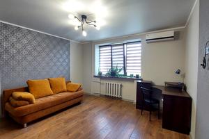 квартира за адресою Академіка Корольова вул., 34/1