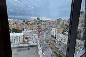комерційна за адресою Спортивна пл., 1А