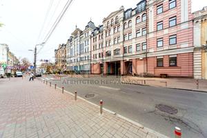 комерційна за адресою Спаська вул., 5