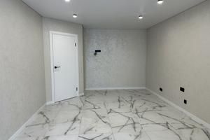 квартира за адресою Домбровського вул., 14а
