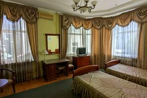 коммерческая по адресу Академика Грушевского ул., 13