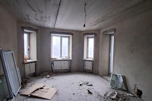квартира за адресою Злуки, 8