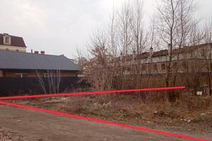 участок по адресу Calle Dilova ул. (Димитрова), 1а