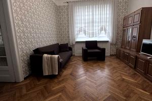 квартира за адресою Ольги Кобилянської вул., 21