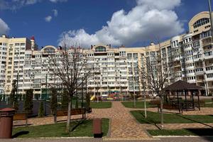 квартира по адресу Лазурная ул., 5