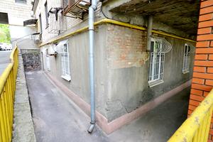 комерційна за адресою Михайла Грушевського вул., 34/1