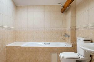 квартира за адресою Пекарська вул., 39