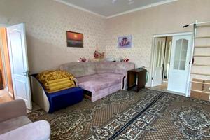 квартира за адресою Левка Лук'яненка вул. (Василя Жуковського), 7