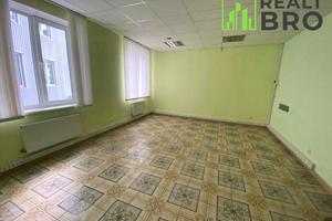 коммерческая по адресу Заречанская ул., 1