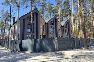 будинок за адресою Сілезька вул. (Рози Люксембург), 1