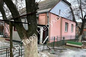 будинок за адресою Полковника Степана Лазуренка вул.