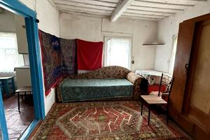 участок по адресу Лесі Українки