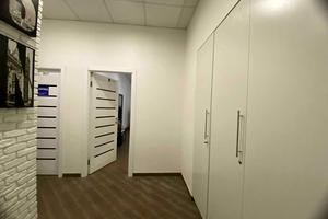 комерційна за адресою Середньофонтанська вул., 19