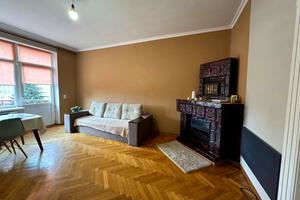квартира за адресою Шпитальна вул., 6