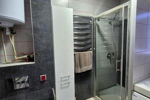 комерційна за адресою Університетський просп. (Гагаріна), 7