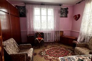 будинок за адресою с. Клубівці, Центральна