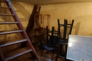 комерційна за адресою Антона Головатого вул., 7