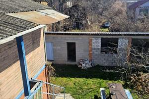 будинок за адресою вул. Садова 202, 8