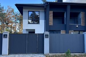 будинок за адресою Лугова вул., 30л